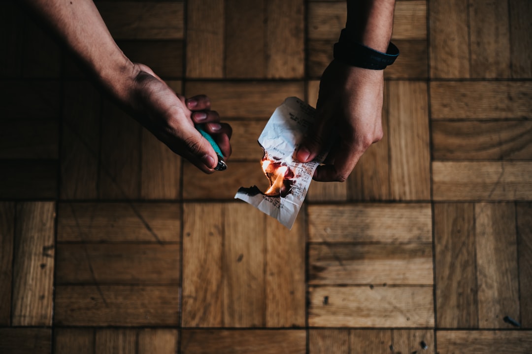 Light Up Your Space: The Best Candle Lighter for Cozy Nights